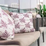 Spacious Cozy 2-Bedroom Apartment In Dubai Marina