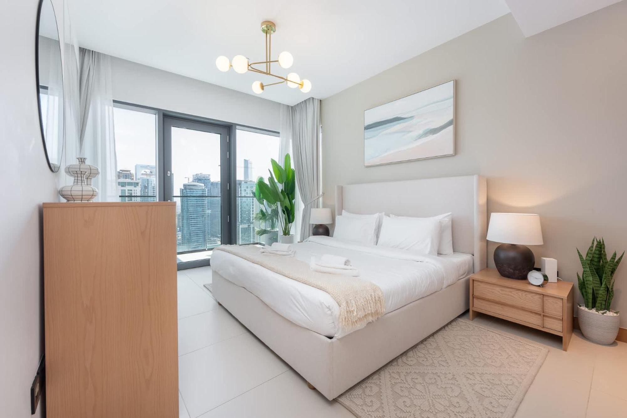Spacious Cozy 2-bedroom In Marina * Dubai